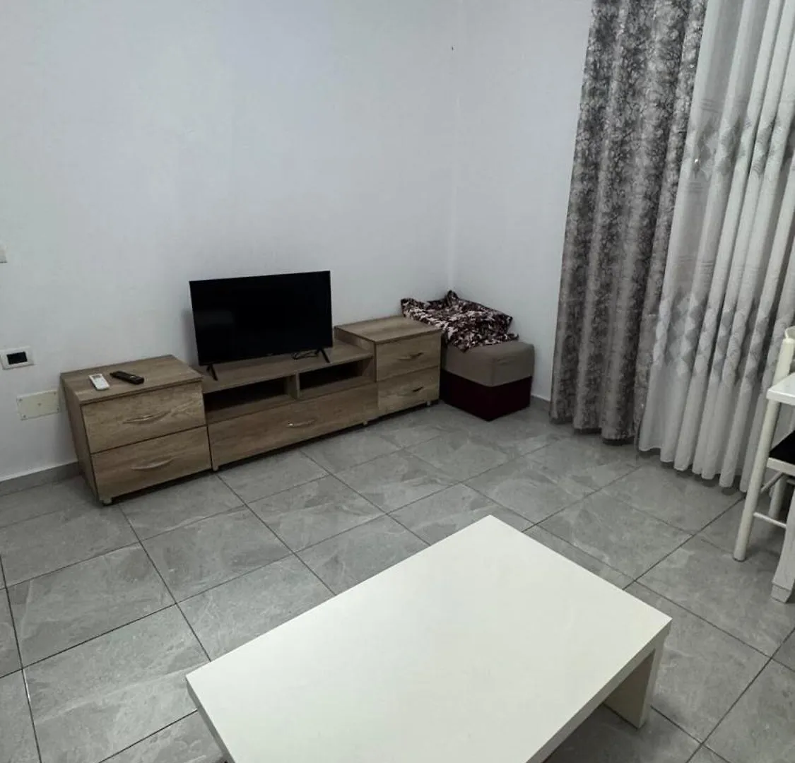 Cozy Corner Flat 0*, Tirana